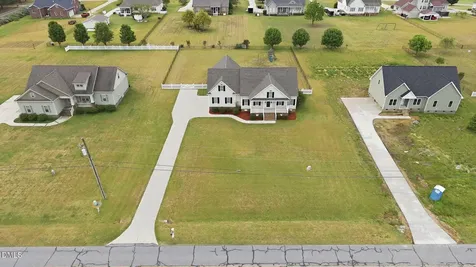 165 W Beulah Road Nashville NC 27856