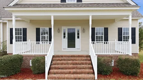 165 W Beulah Road Nashville NC 27856