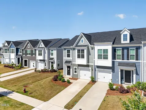 39 Ripple Way Clayton NC 27520