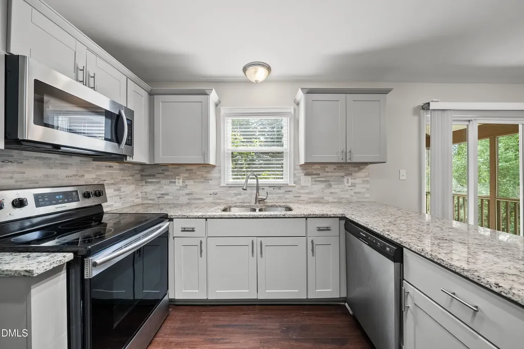 8324 Bellingham Circle Raleigh NC 27615