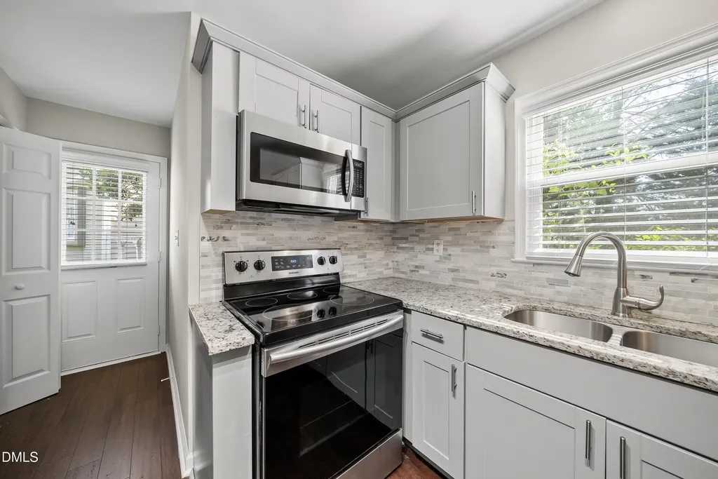 8324 Bellingham Circle Raleigh NC 27615