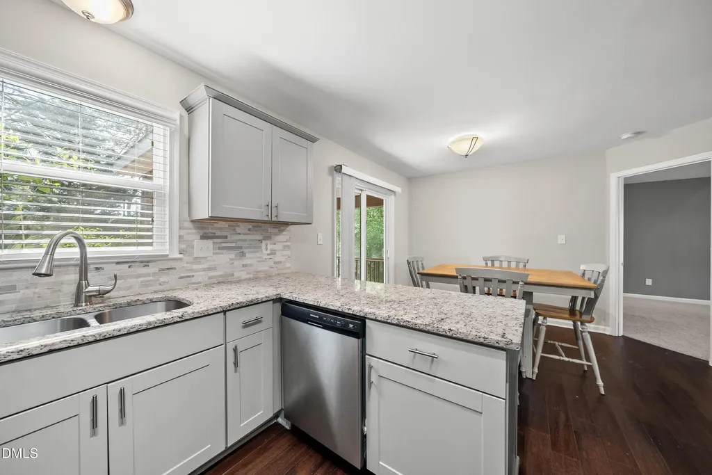 8324 Bellingham Circle Raleigh NC 27615