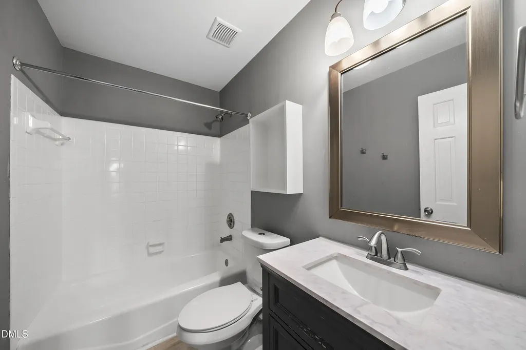 8324 Bellingham Circle Raleigh NC 27615