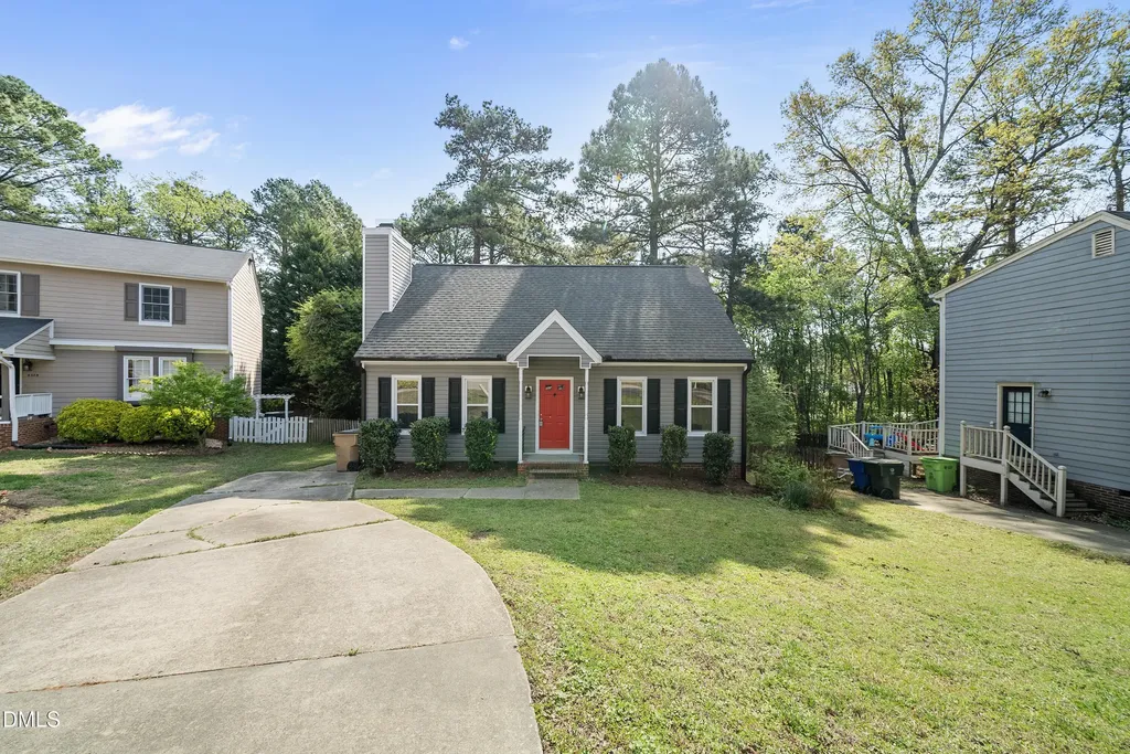 8324 Bellingham Circle Raleigh NC 27615