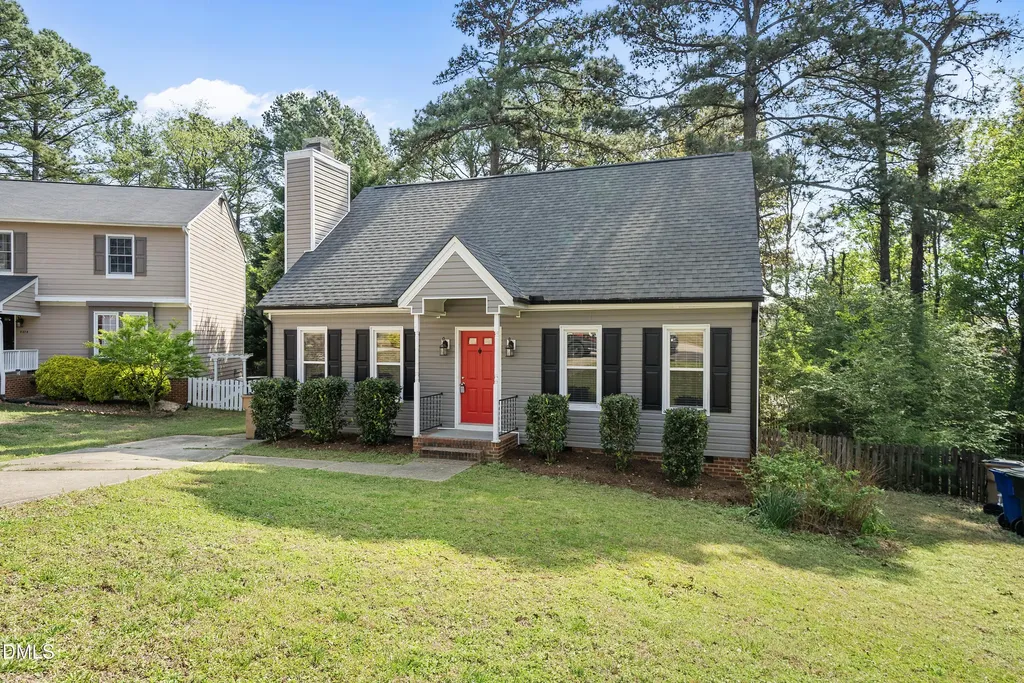 8324 Bellingham Circle Raleigh NC 27615