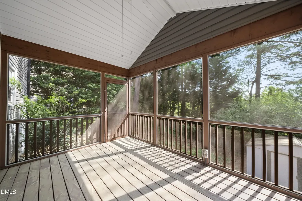 8324 Bellingham Circle Raleigh NC 27615