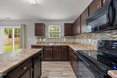 45 Crane Way Bunnlevel NC 28323