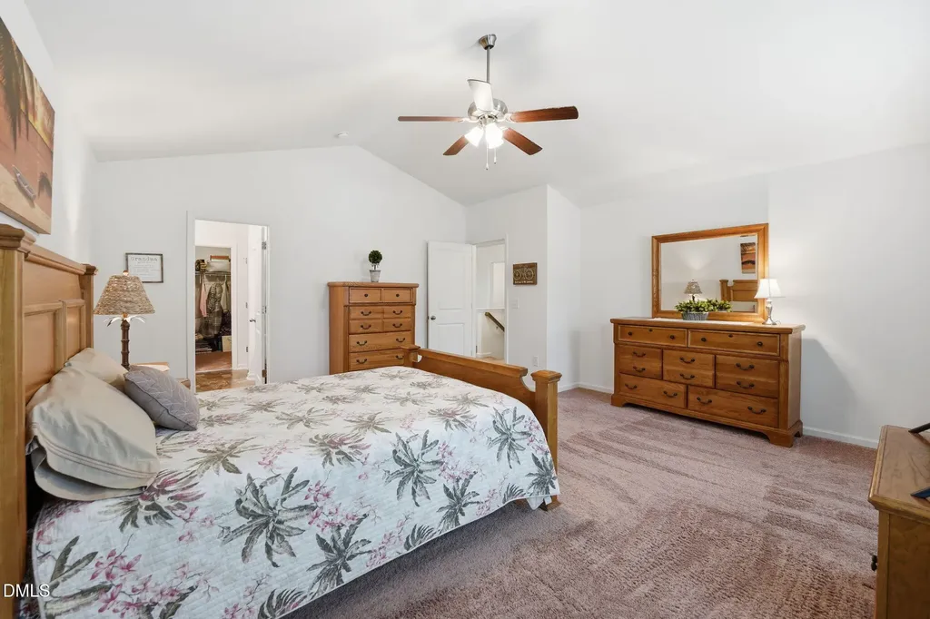 157 S Great White Way Clayton NC 27527