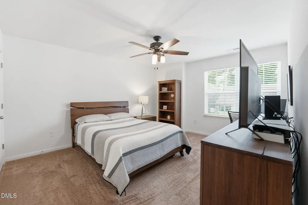 157 S Great White Way Clayton NC 27527