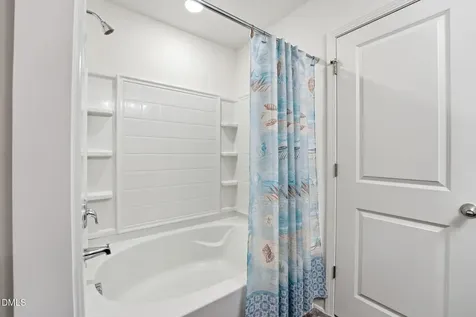157 S Great White Way Clayton NC 27527