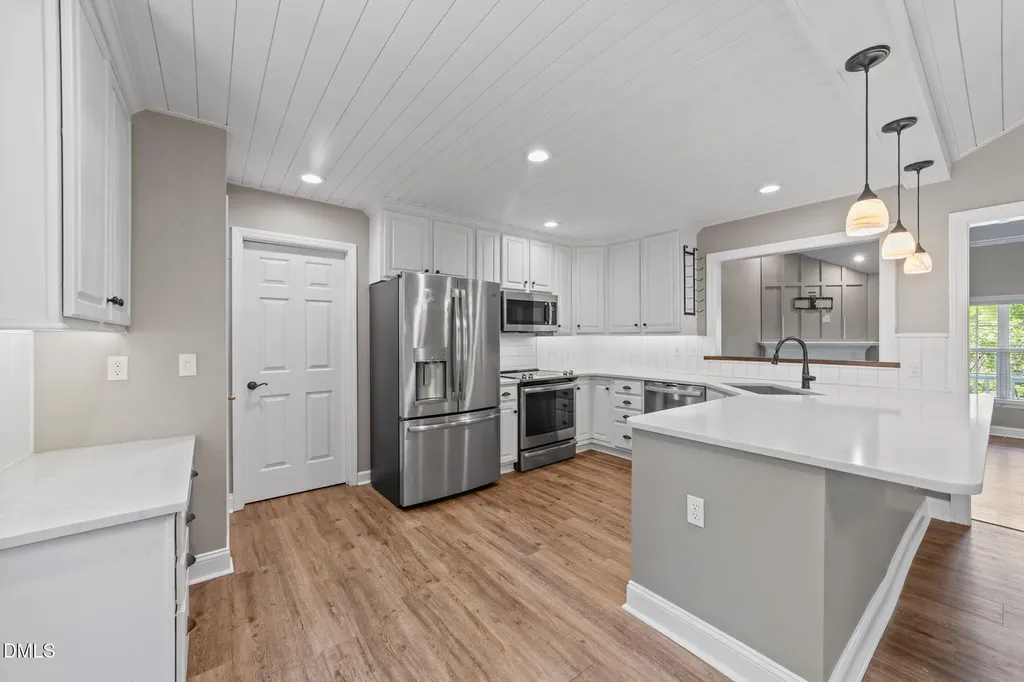 6820 Oviedo Drive Raleigh NC 27603