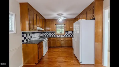 906 Andersonwood Drive Fuquay Varina NC 27526