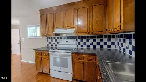 906 Andersonwood Drive Fuquay Varina NC 27526
