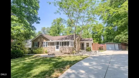 906 Andersonwood Drive Fuquay Varina NC 27526