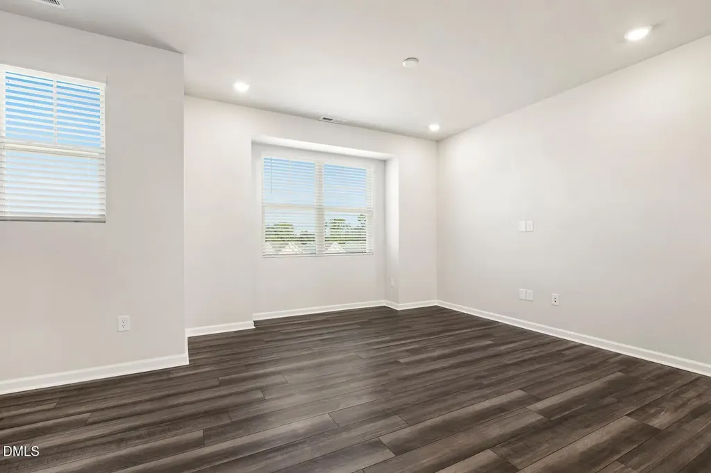 146 Zealand Court Raleigh NC 27610