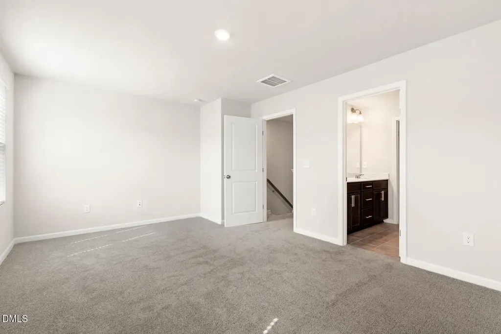 146 Zealand Court Raleigh NC 27610