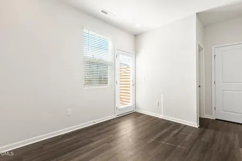 146 Zealand Court Raleigh NC 27610