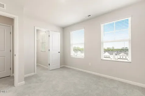 146 Zealand Court Raleigh NC 27610