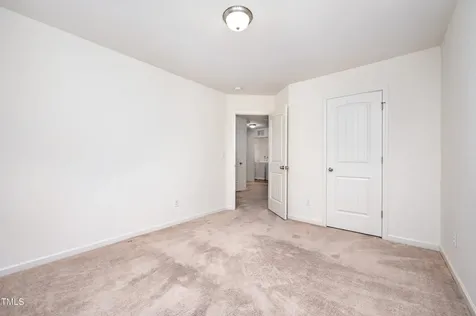 81 Hill Shore Lane Clayton NC 27527