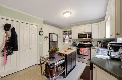 118 Castle Circle Smithfield NC 27577