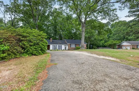 118 Castle Circle Smithfield NC 27577