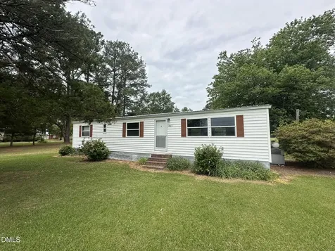 1865 Haddock Road Winterville NC 28590