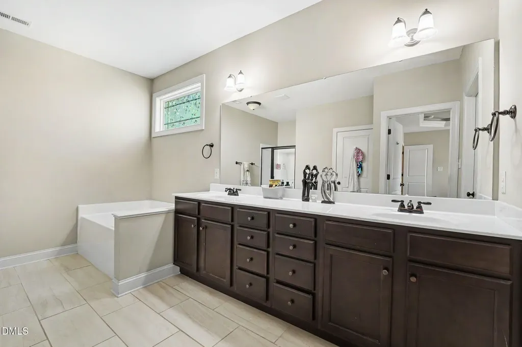 123 Kaspurr Drive Garner NC 27529
