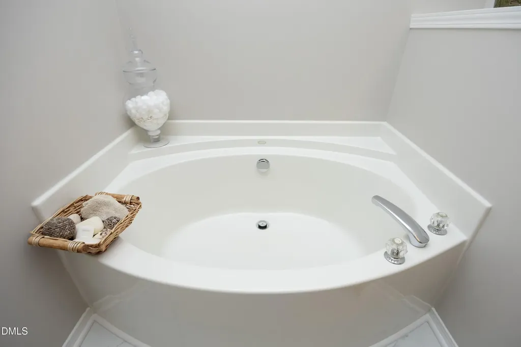 8402 Drystone Drive Raleigh NC 27613