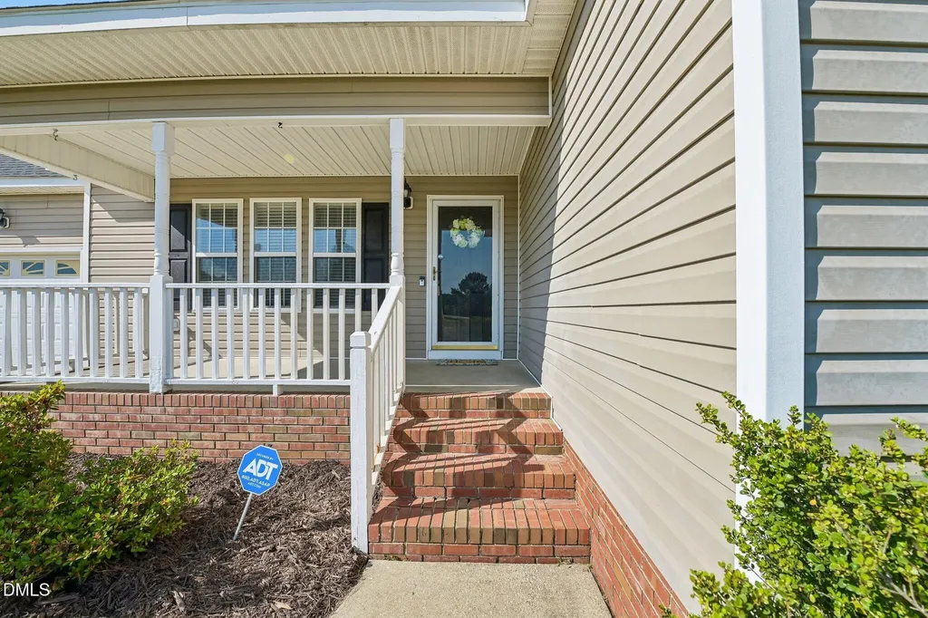 1013 Deer Oaks Court Raleigh NC 27603
