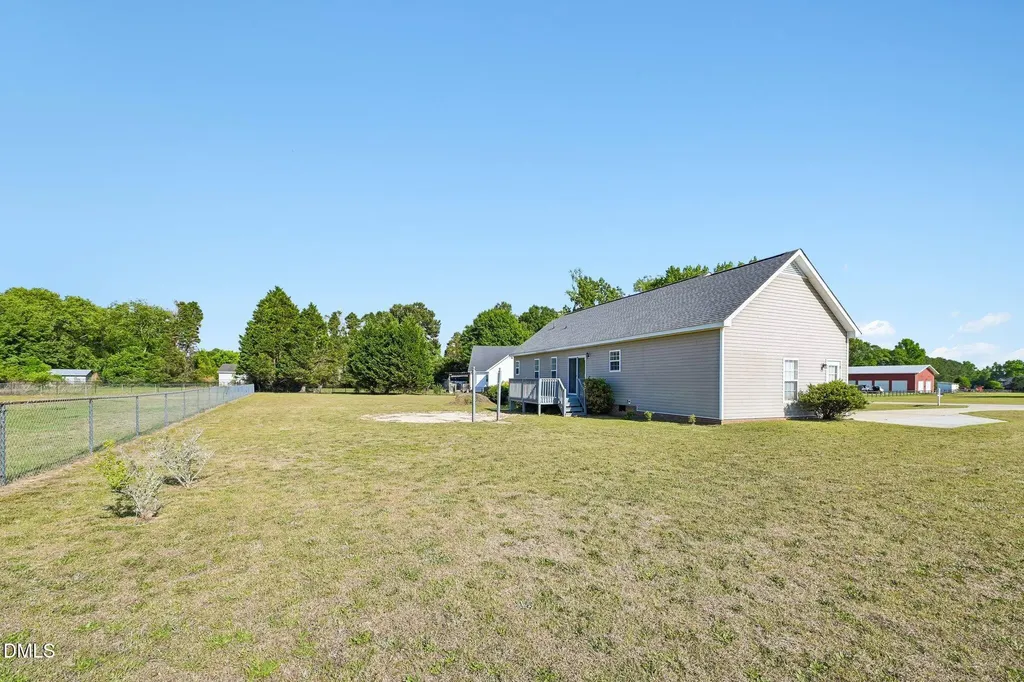 1013 Deer Oaks Court Raleigh NC 27603