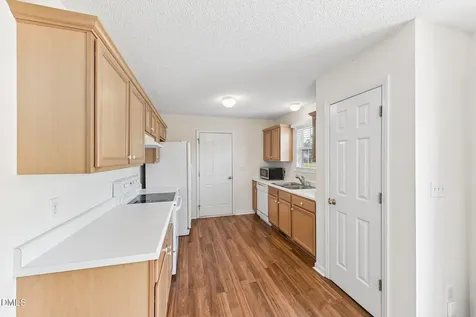 1013 Deer Oaks Court Raleigh NC 27603