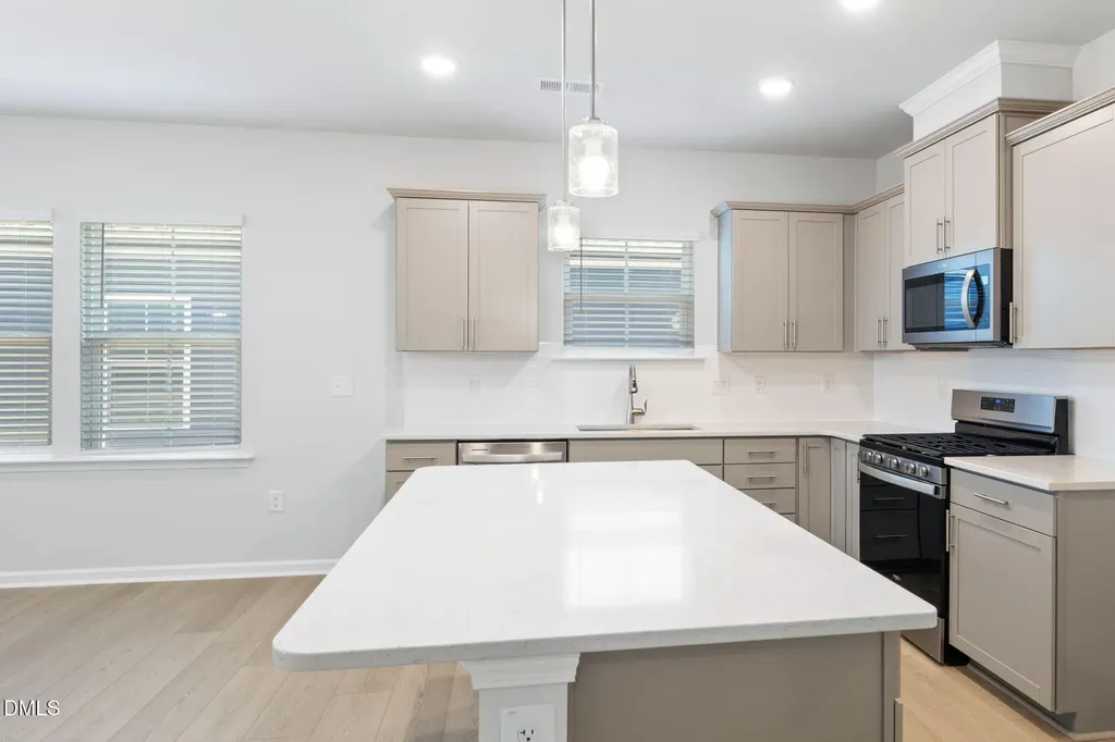677 Fosterton Cottage Way Raleigh NC 27603