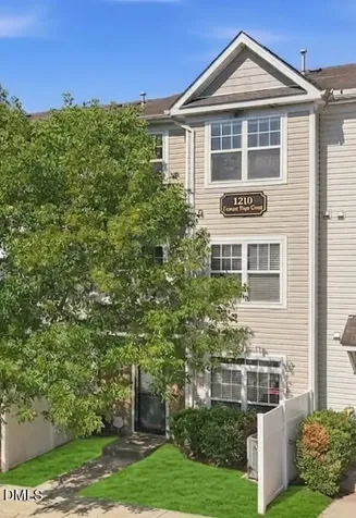 1210 Canyon Rock Court Raleigh NC 27610