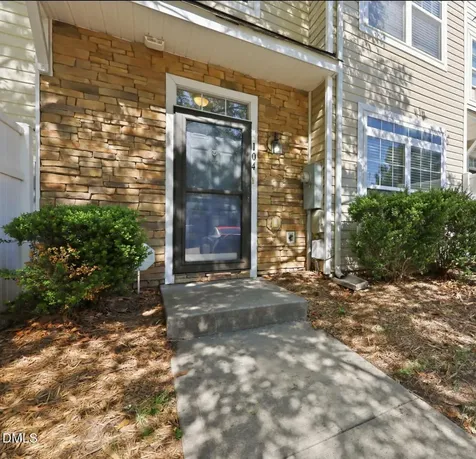 1210 Canyon Rock Court Raleigh NC 27610
