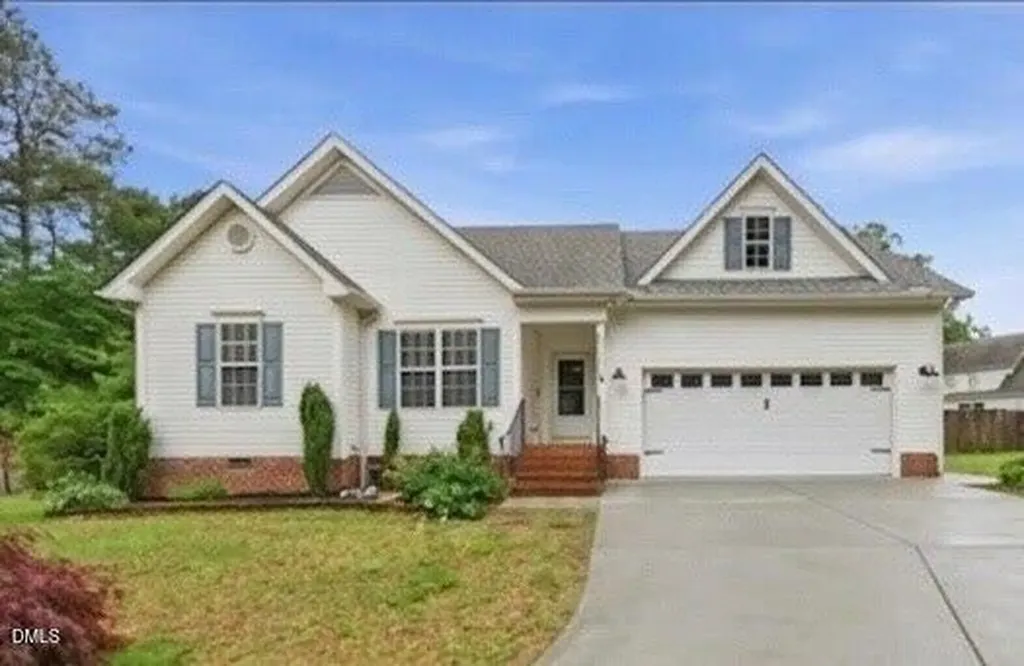 1616 Wet Stone Drive Fuquay Varina NC 27526