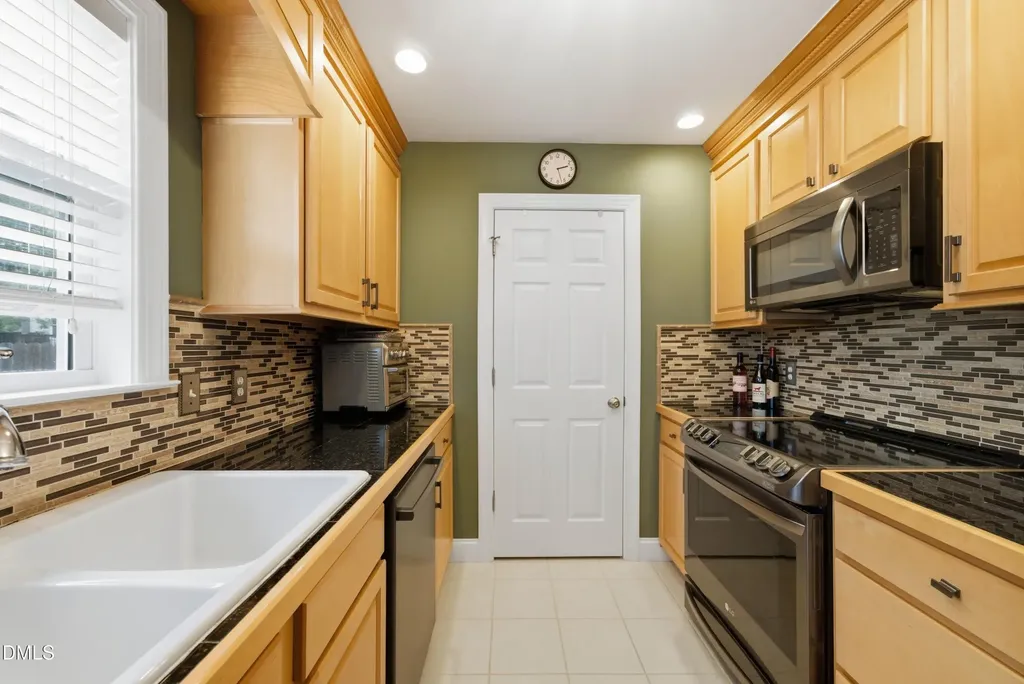 1616 Wet Stone Drive Fuquay Varina NC 27526