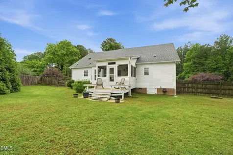 1616 Wet Stone Drive Fuquay Varina NC 27526