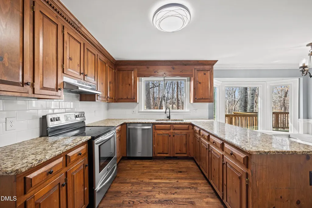 3412 Horseshoe Bend Raleigh NC 27613