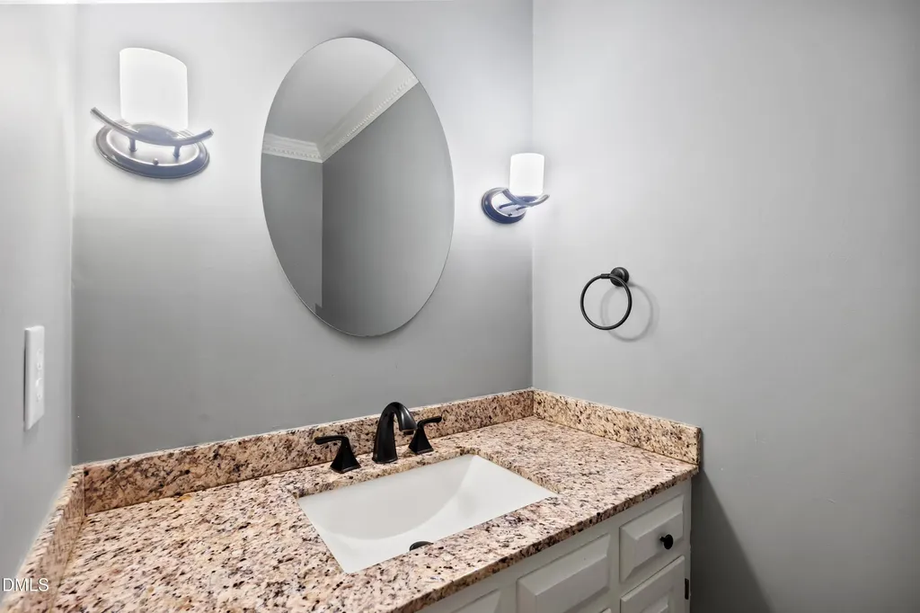 3412 Horseshoe Bend Raleigh NC 27613