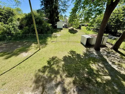 1709 Lincoln Drive Greenville NC 27834