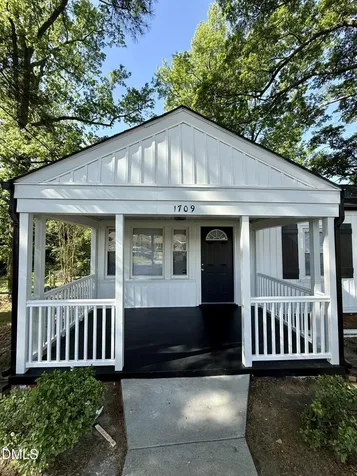 1709 Lincoln Drive Greenville NC 27834