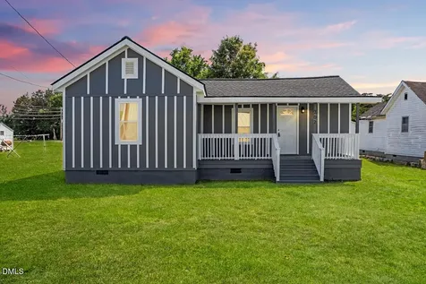 202 W Ward Street Fremont NC 27830