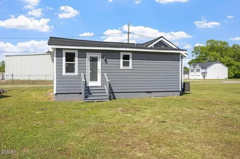 202 W Ward Street Fremont NC 27830