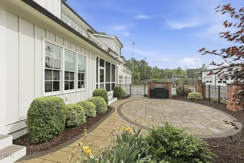 5005 Celbridge Place Raleigh NC 27613