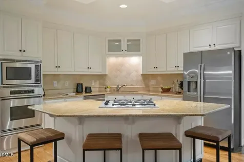 102 Woodsage Way Cary NC 27518