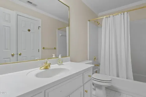 102 Woodsage Way Cary NC 27518