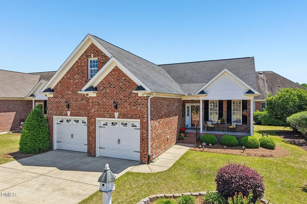 638 E Lakota Drive Fuquay Varina NC 27526