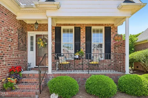 638 E Lakota Drive Fuquay Varina NC 27526