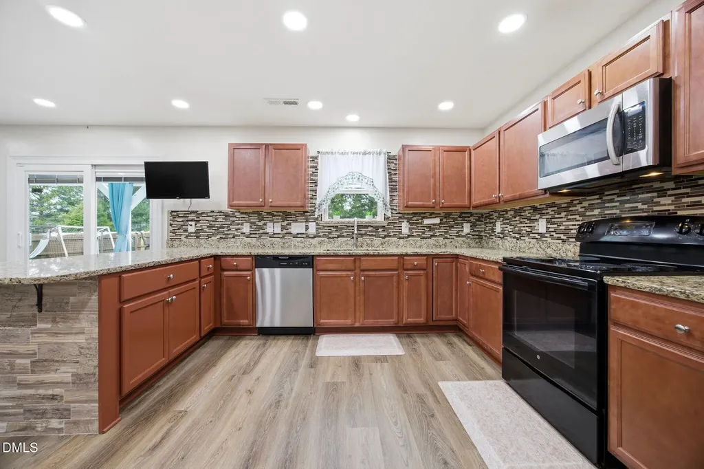 709 Tannerwell Avenue Wake Forest NC 27587