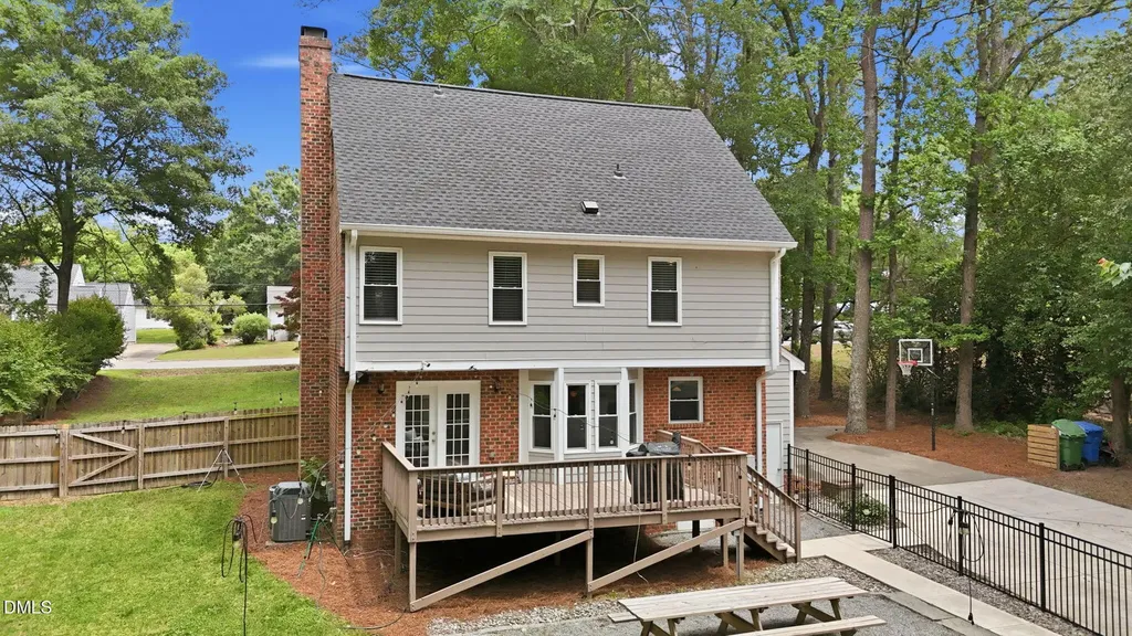 501 N Woodrow Street Fuquay Varina NC 27526